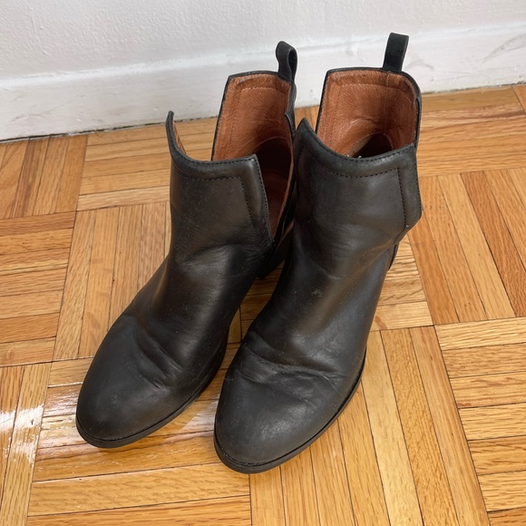 Jeffrey Campbell boots - Picture 1 of 4